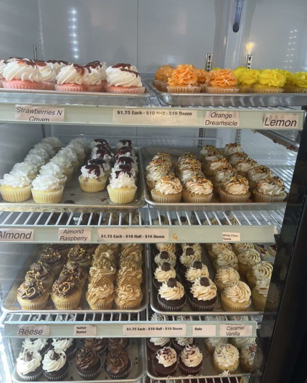 Kenzie's 1/2 Dozen Cupcakes - Image 2